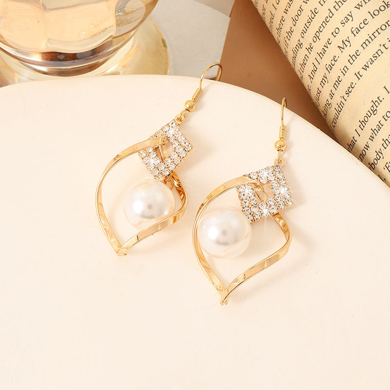 Women's Fashionable Temperamental All-match Earrings - ADJOVIMARK