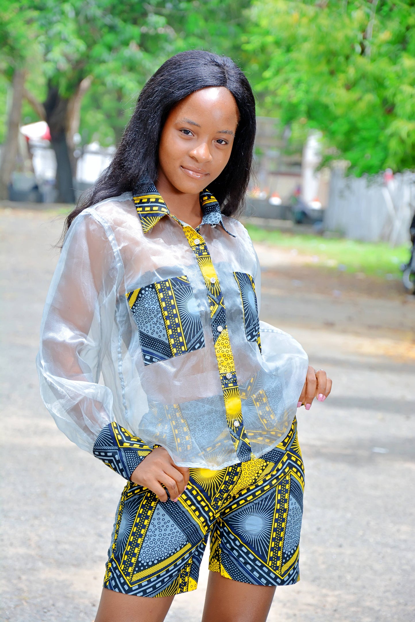 CHEMISE EN TULLE À MANCHES LONGUE - ADJOVIMARK