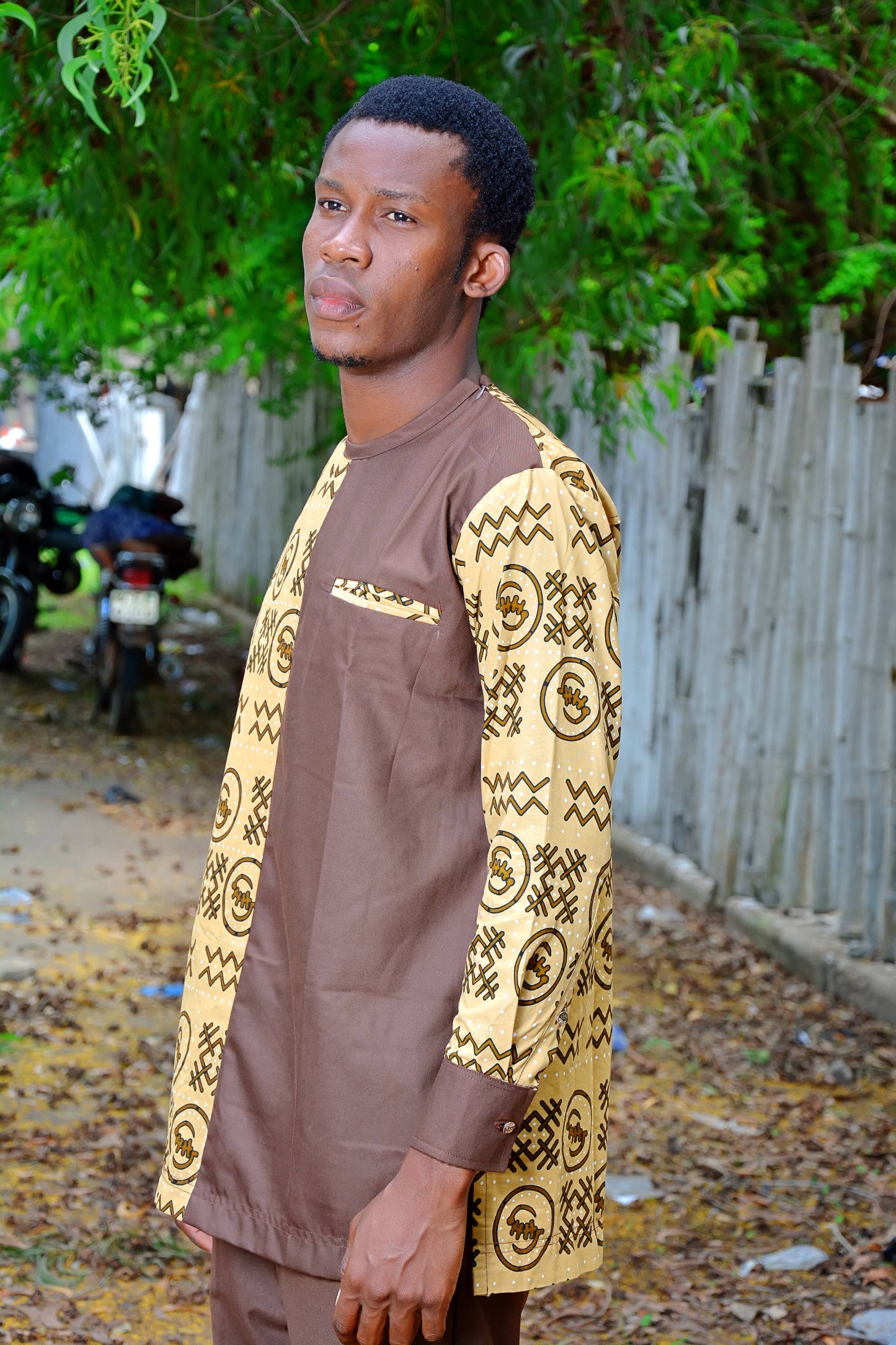 ENSEMBLE COSTUME HOMME MOTIF ETHNIQUE - ADJOVIMARK