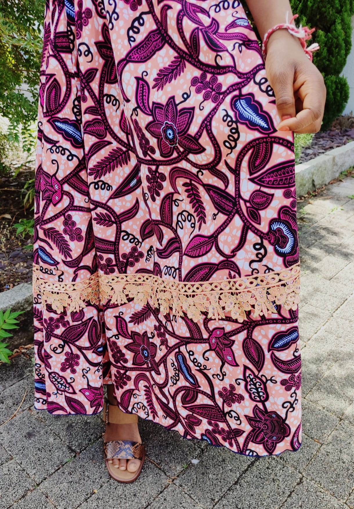 ROBE LONGUE ÉVASÉE POUR FILLE - ADJOVIMARK