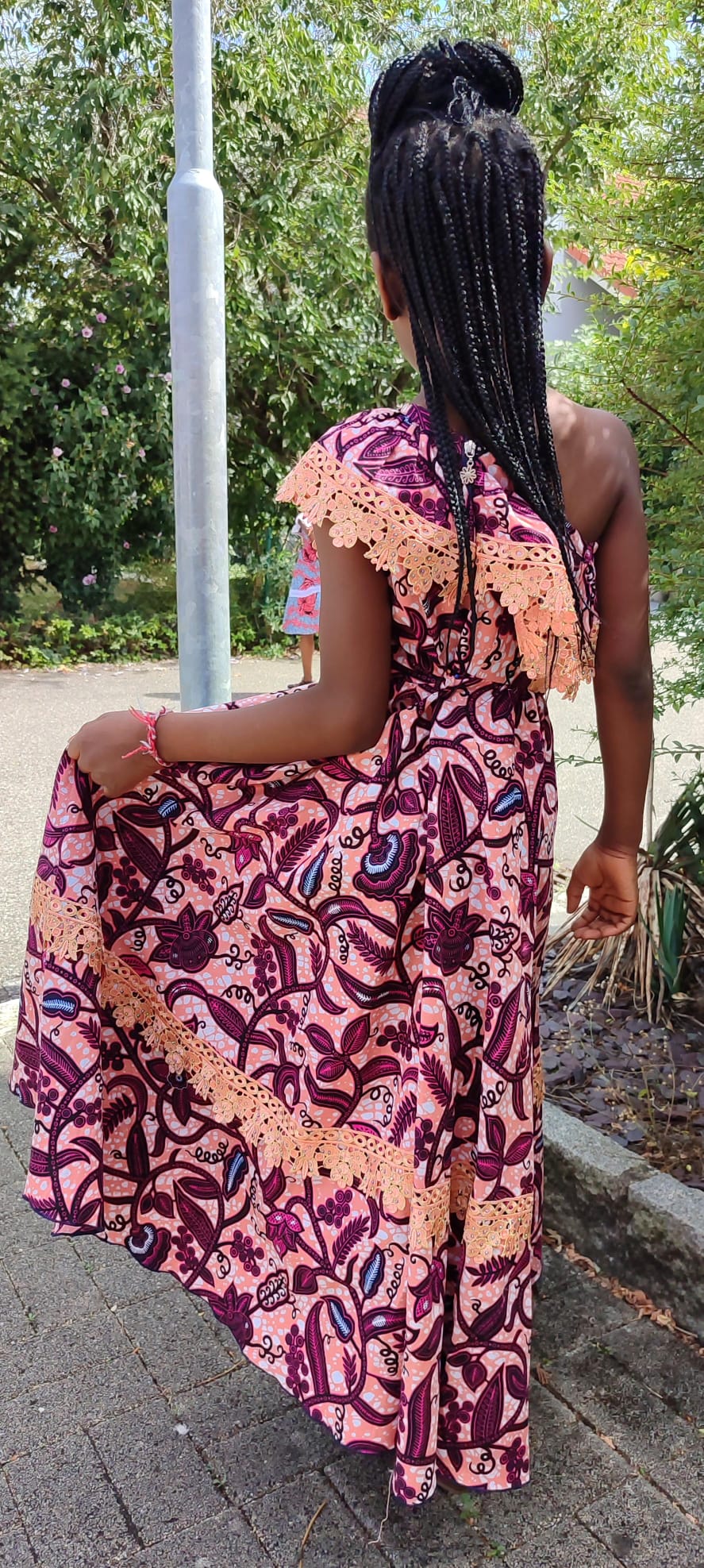 ROBE LONGUE ÉVASÉE POUR FILLE - ADJOVIMARK