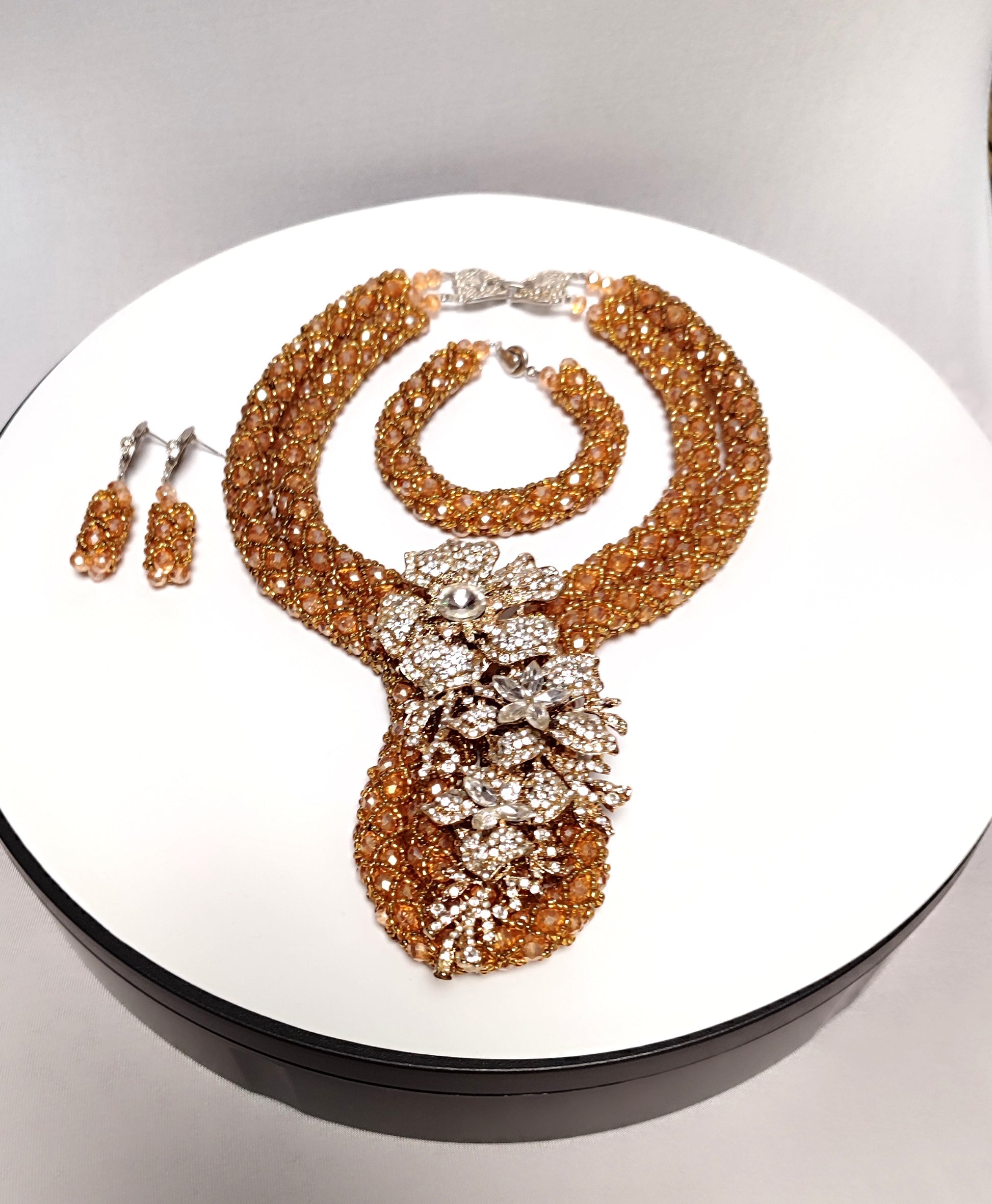 ENSEMBLE DE BIJOUX  ADJOPERLE - ADJOVIMARK