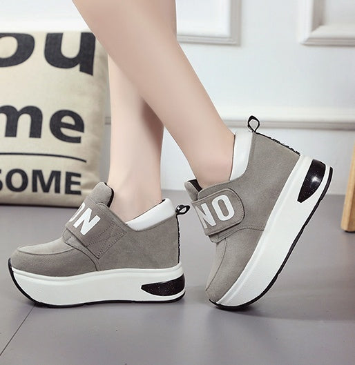 Increased Velcro casual sports shoes female Korean version of the wild letter thick bottom wedge - ADJOVIMARK