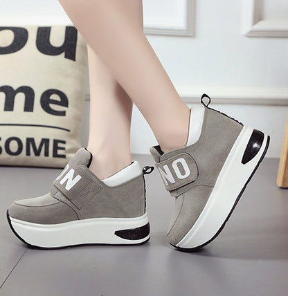Increased Velcro casual sports shoes female Korean version of the wild letter thick bottom wedge - ADJOVIMARK